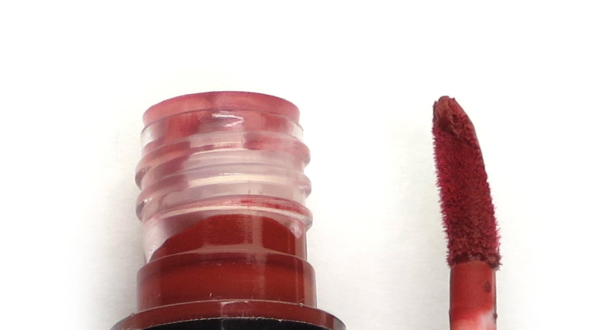 Lip Cloud Tangerine Blaze, brush shade, open bottle